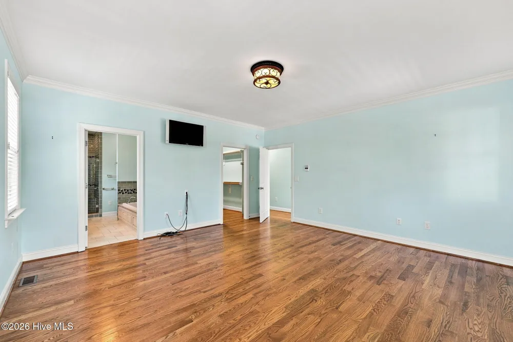 1536 Ann Street Beaufort, NC 28516