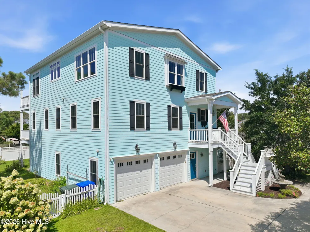 1536 Ann Street Beaufort, NC 28516