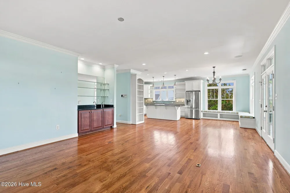 1536 Ann Street Beaufort, NC 28516