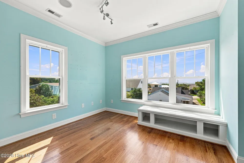 1536 Ann Street Beaufort, NC 28516