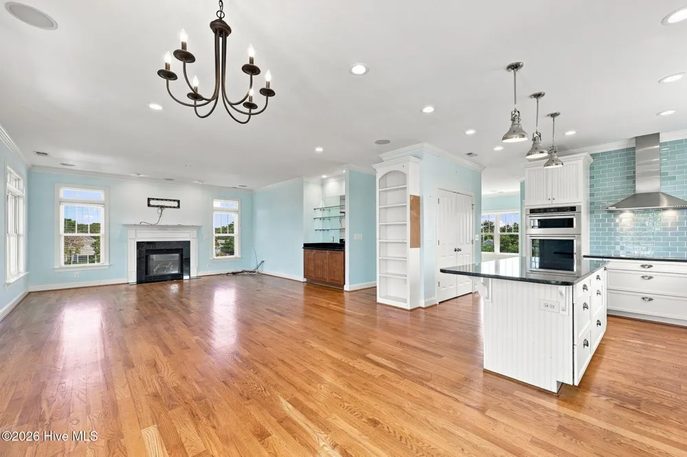1536 Ann Street Beaufort, NC 28516