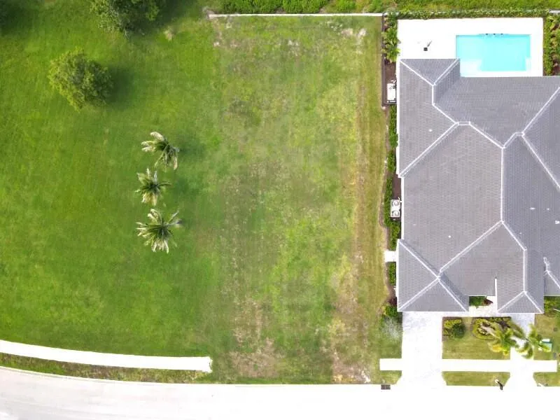 172 SE Rio Angelica Port St. Lucie, FL 34984