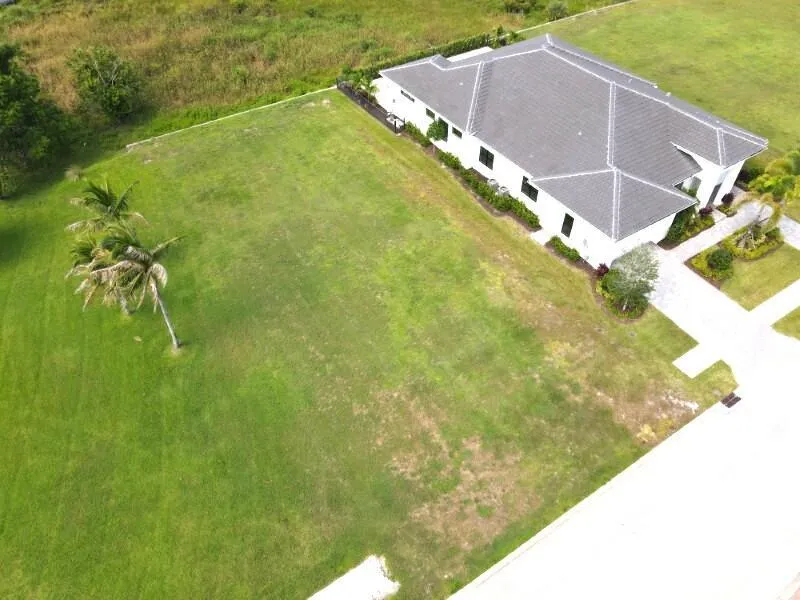 172 SE Rio Angelica Port St. Lucie, FL 34984