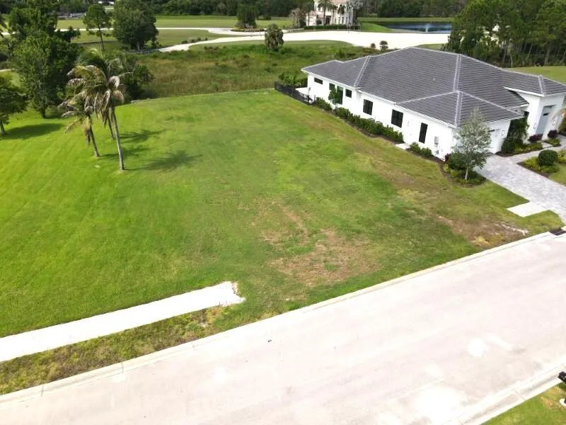 172 SE Rio Angelica Port St. Lucie, FL 34984