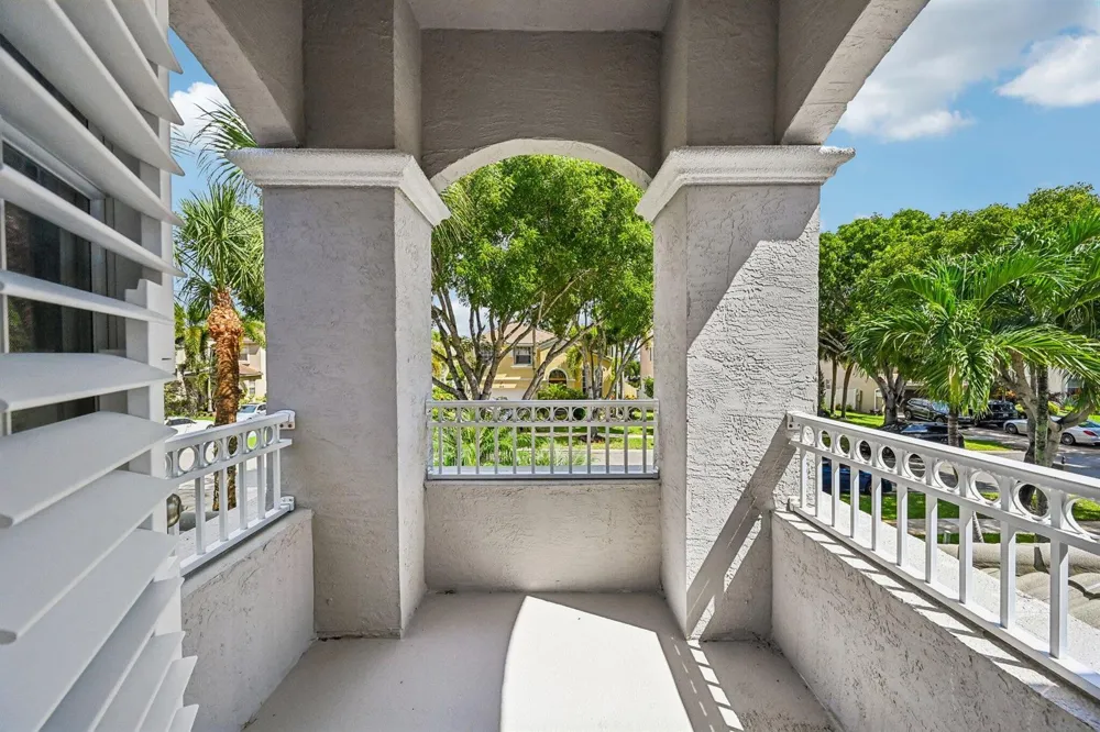 2415 WESTMONT DRIVE Royal Palm Beach, FL 33411
