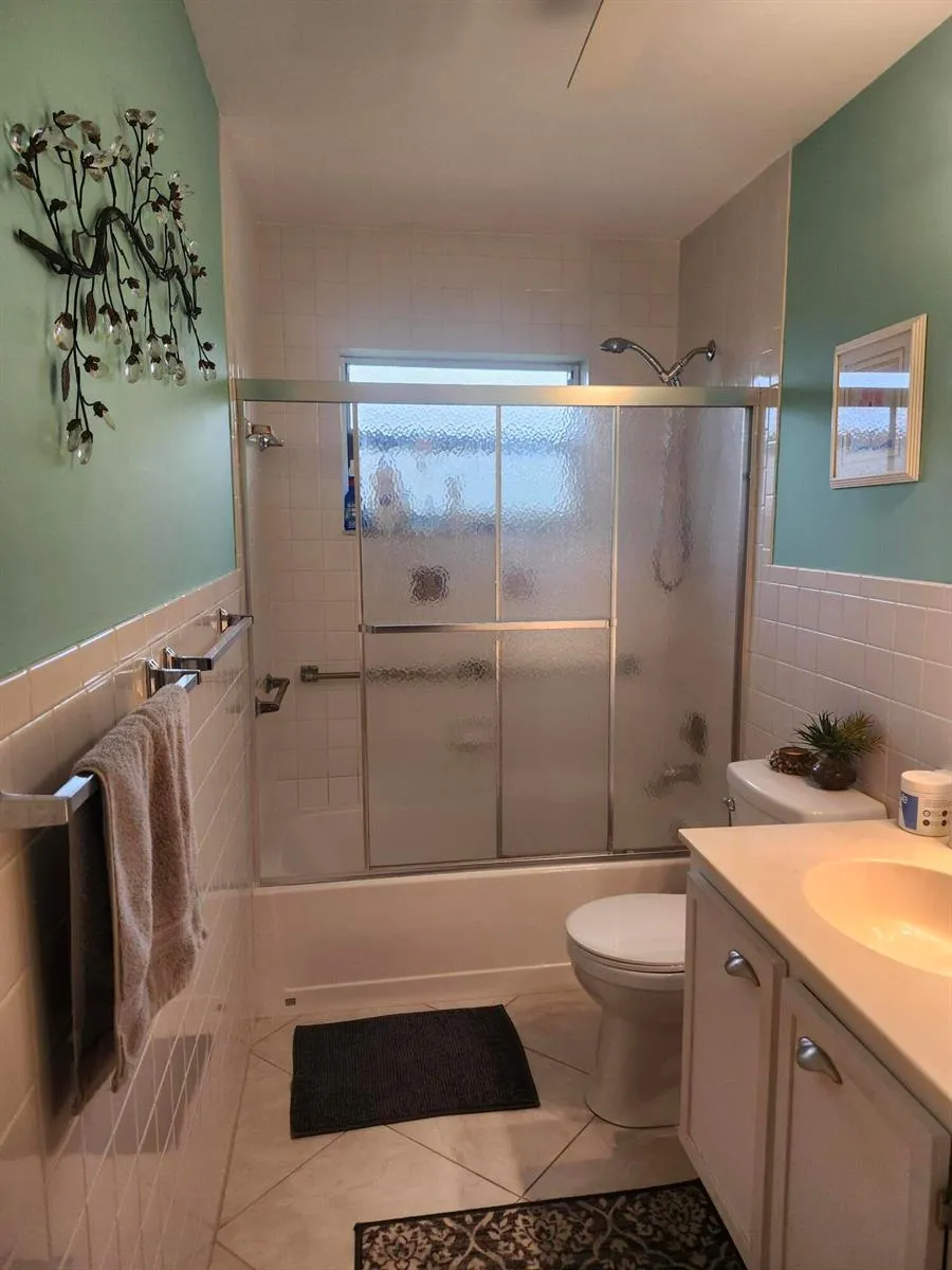 5730 E Fernley Drive E #55 West Palm Beach, FL 33415