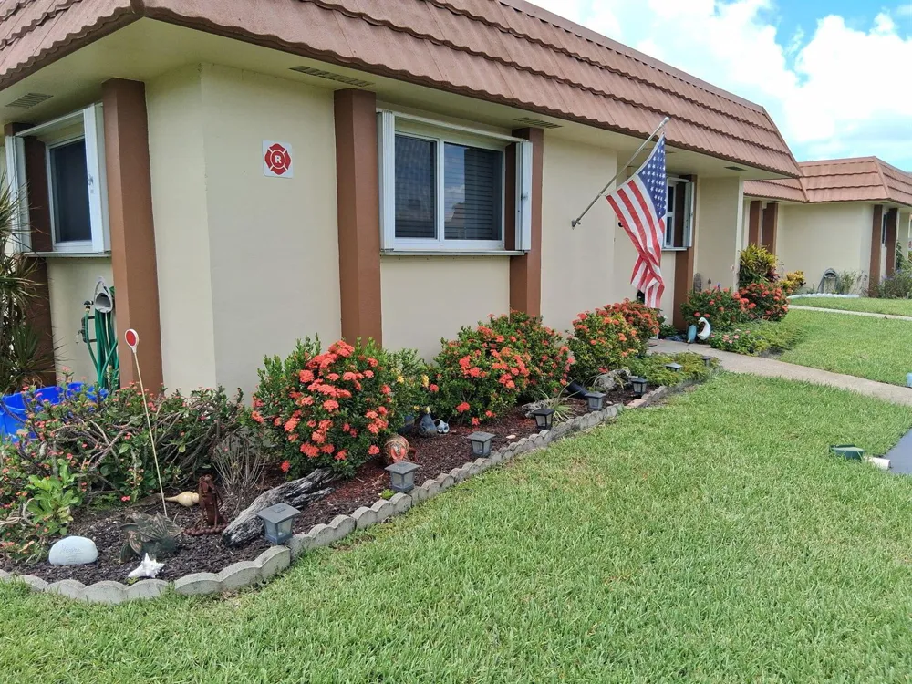 5730 E Fernley Drive E #55 West Palm Beach, FL 33415