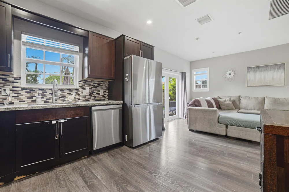 807 NW 1ST AVENUE Fort Lauderdale, FL 33311