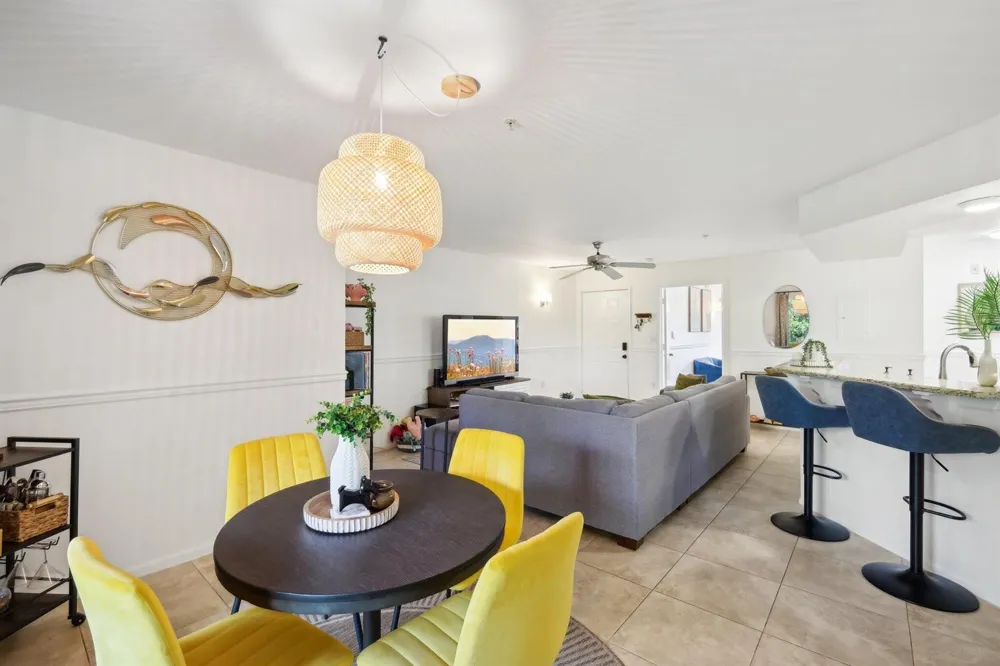 300 Scotia Drive #304 Hypoluxo, FL 33462