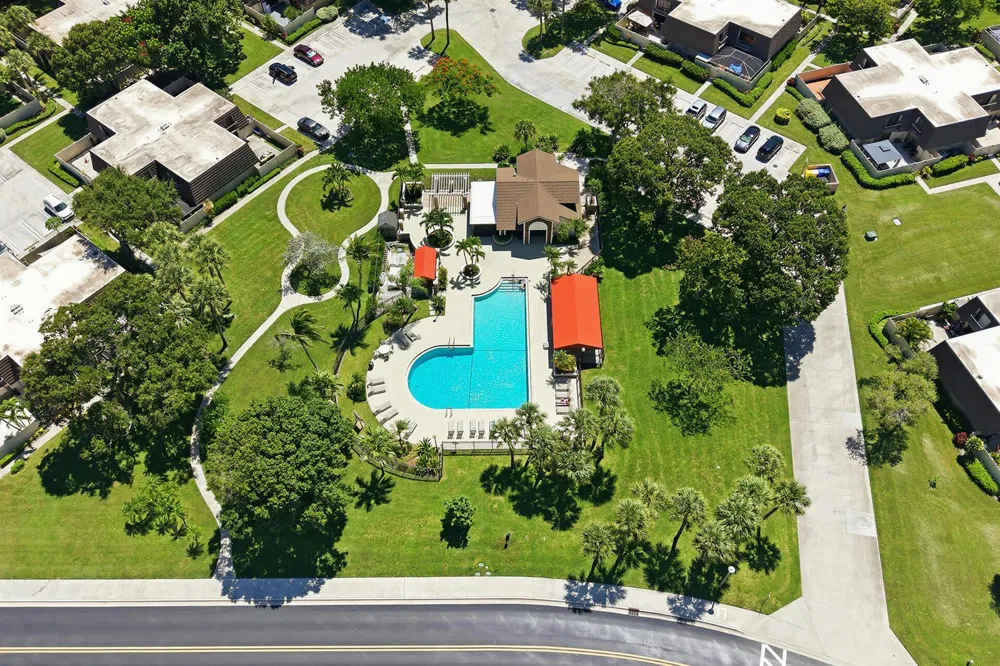 7224 72ND WAY West Palm Beach, FL 33407