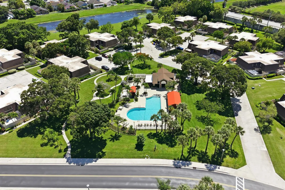 7224 72ND WAY West Palm Beach, FL 33407