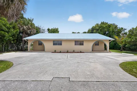 9484 Sun Court