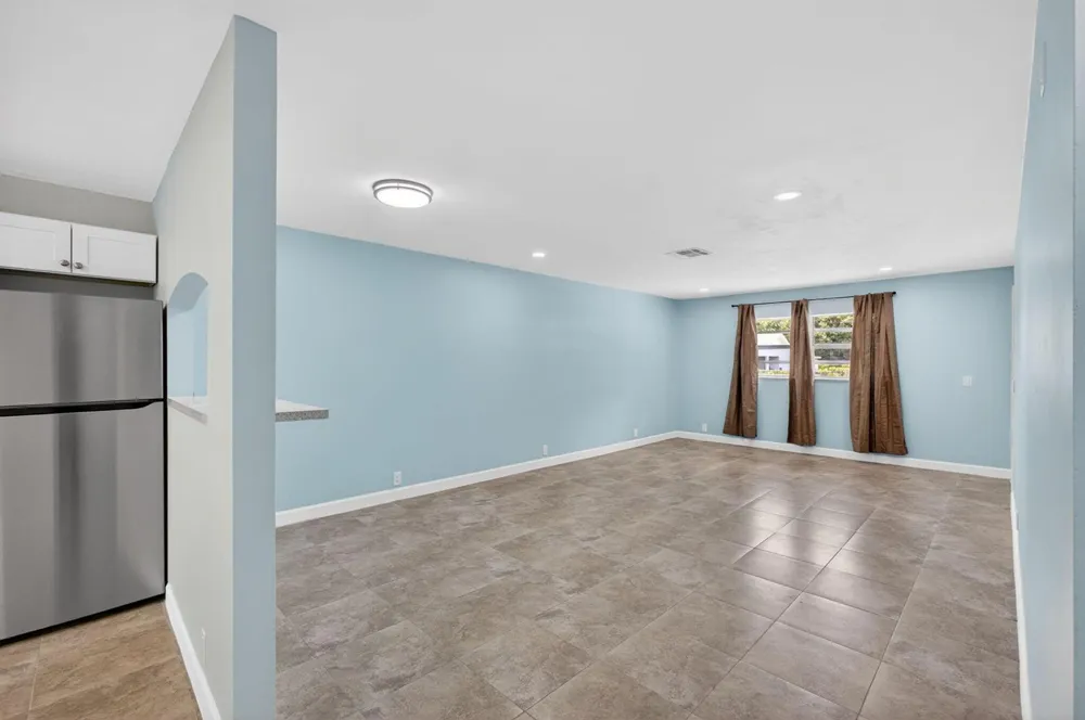 9484 Sun Court Palm Beach Gardens, FL 33403