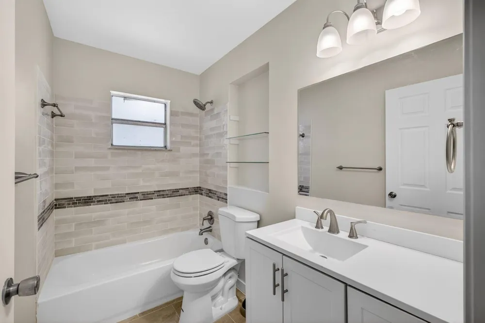 9484 Sun Court Palm Beach Gardens, FL 33403