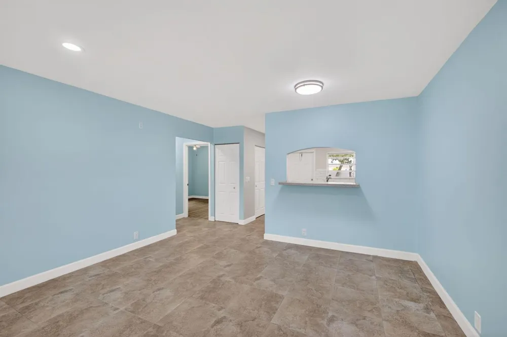 9484 Sun Court Palm Beach Gardens, FL 33403