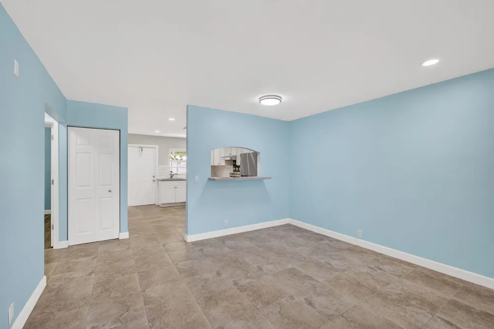 9484 Sun Court Palm Beach Gardens, FL 33403