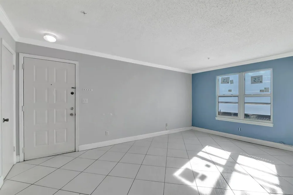 2301 CONGRESS AVENUE #23 Boynton Beach, FL 33426