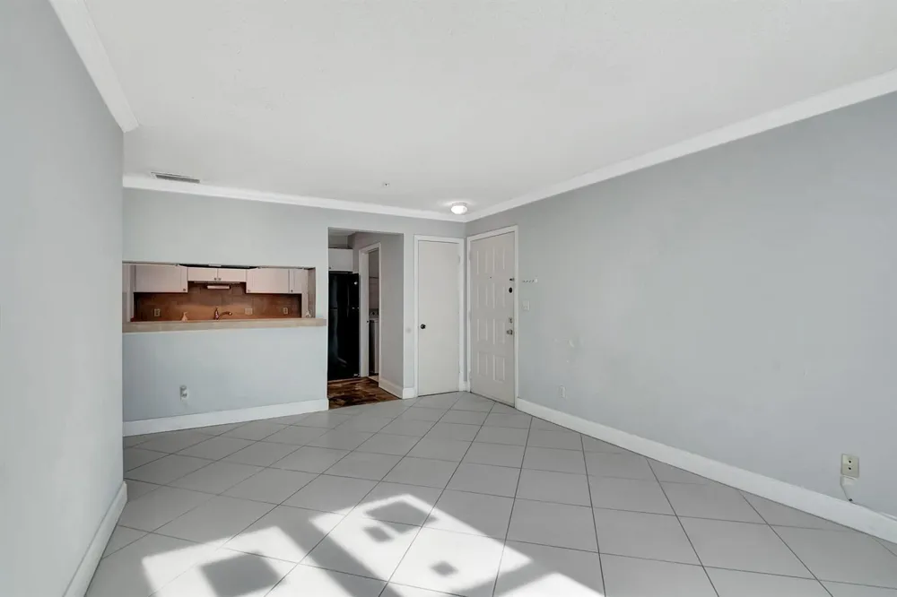2301 CONGRESS AVENUE #23 Boynton Beach, FL 33426