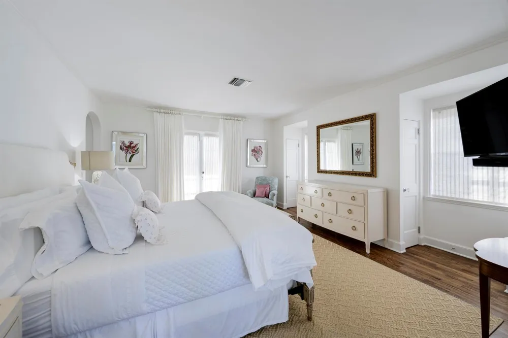 229 Pendleton Avenue Palm Beach, FL 33480