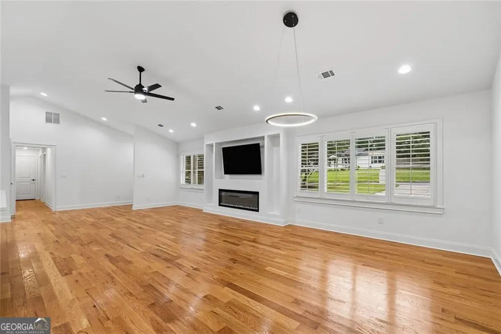 4090 Morgan RD Tucker, GA 30084