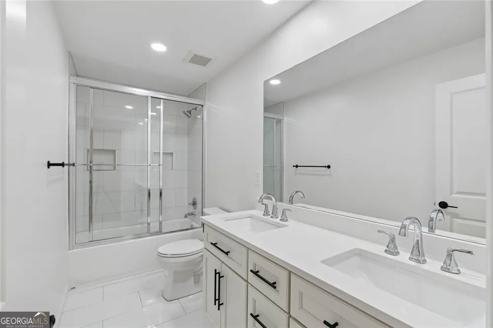 4090 Morgan RD Tucker, GA 30084