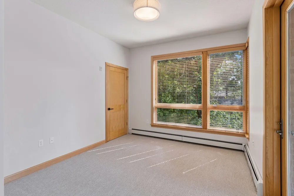 4201 Sunset Drive #N123 Spring Park, MN 55384