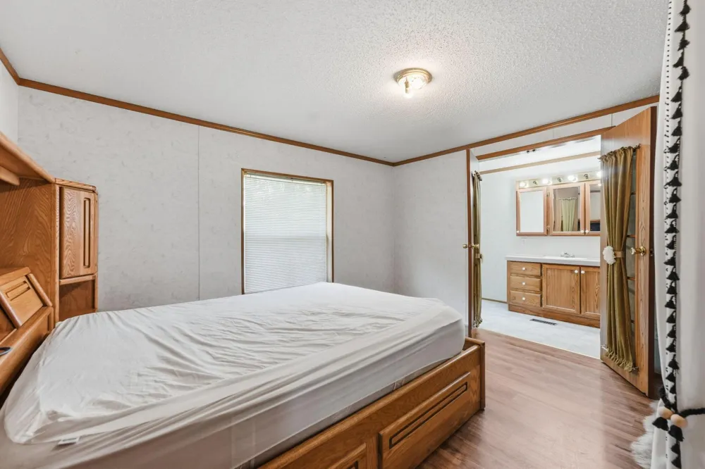 7024 150th Avenue NE Spicer, MN 56288