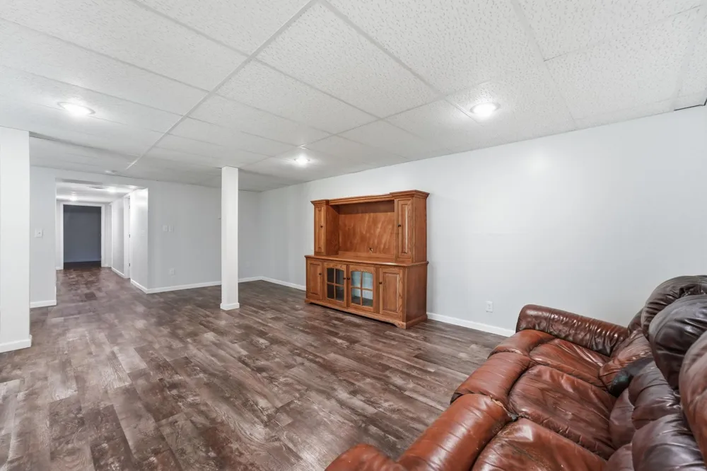 7024 150th Avenue NE Spicer, MN 56288