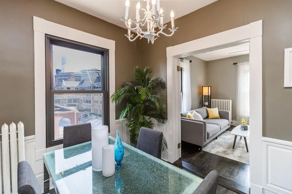 1204 Harmon Place #21 Minneapolis, MN 55403