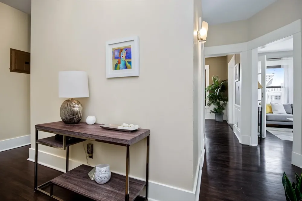 1204 Harmon Place #21 Minneapolis, MN 55403