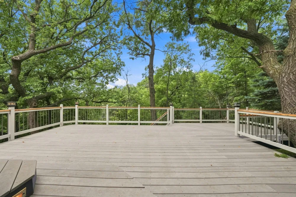 15120 Chestnut Circle Burnsville, MN 55306
