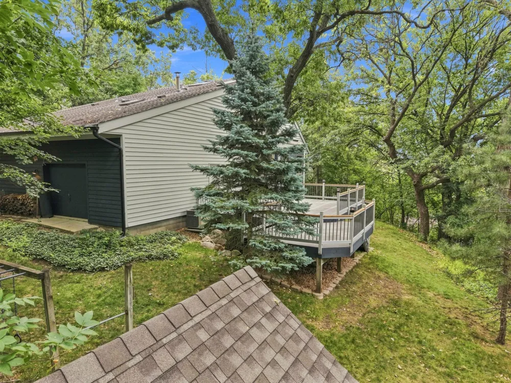 15120 Chestnut Circle Burnsville, MN 55306