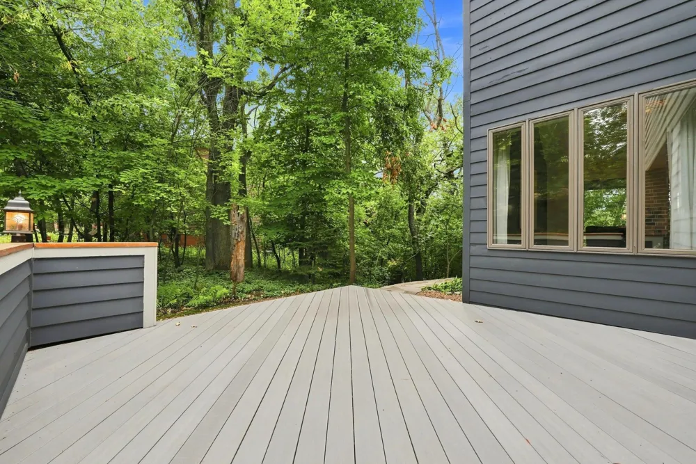 15120 Chestnut Circle Burnsville, MN 55306