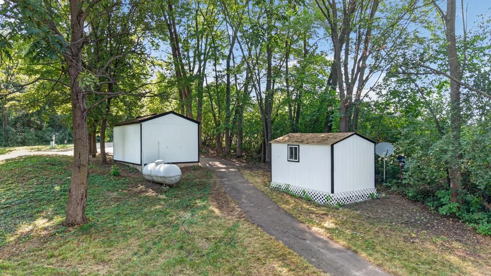 49146 Amble Avenue Stanchfield, MN 55080
