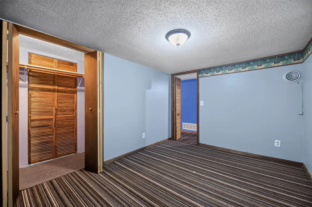 49146 Amble Avenue Stanchfield, MN 55080