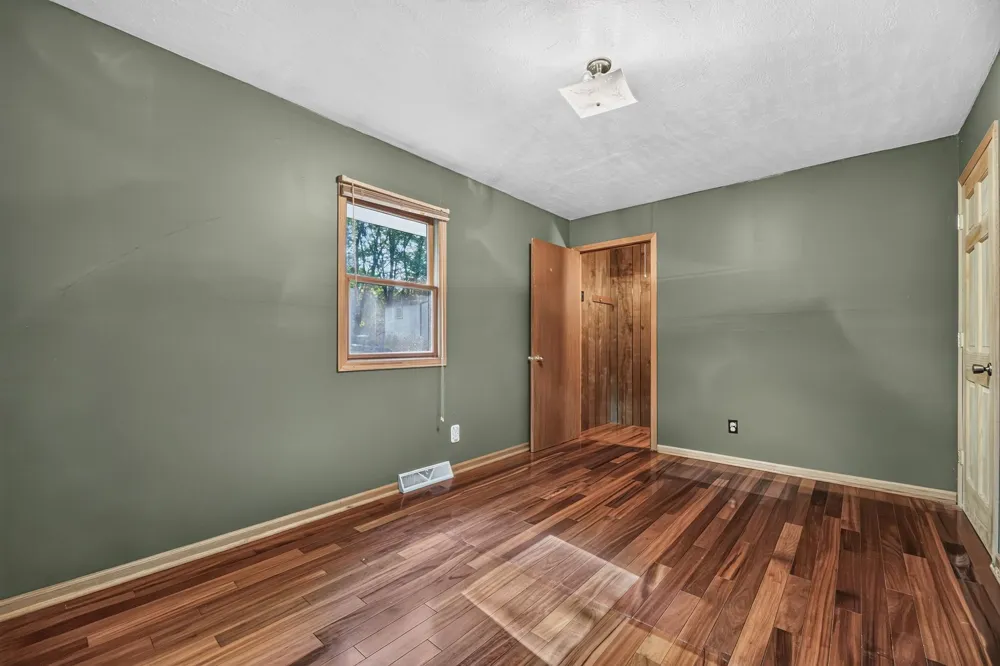 49146 Amble Avenue Stanchfield, MN 55080