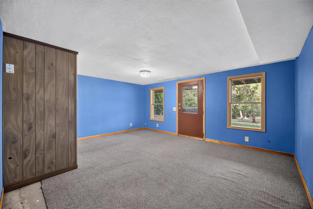 49146 Amble Avenue Stanchfield, MN 55080