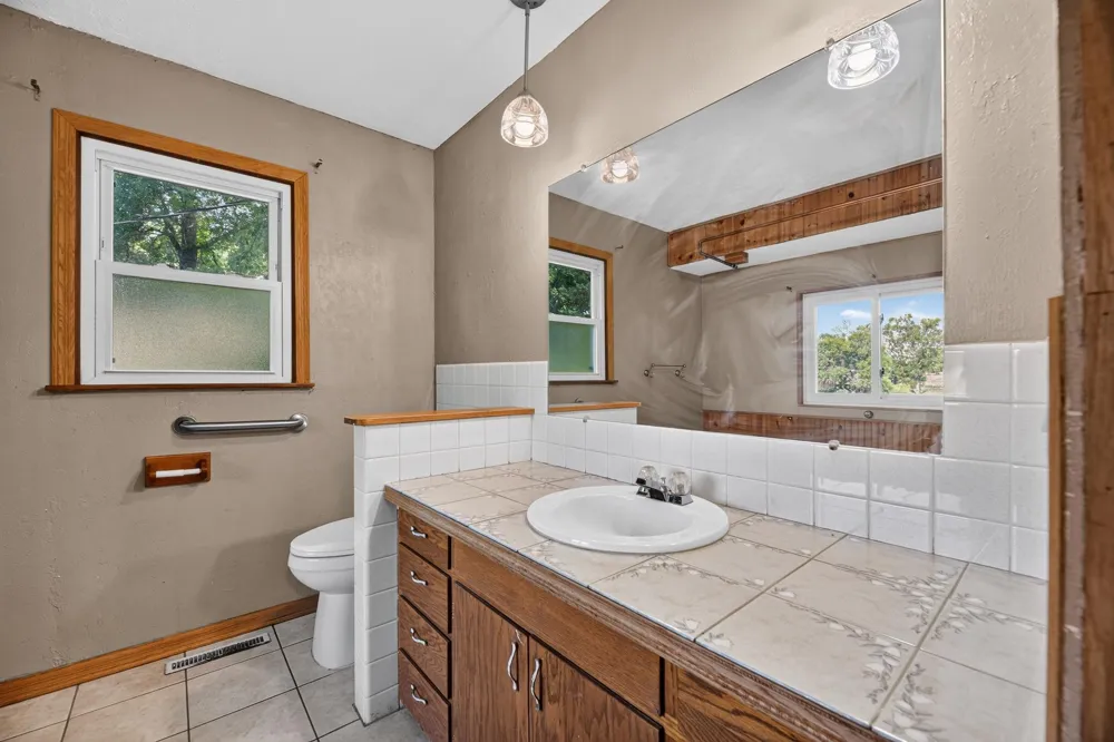 49146 Amble Avenue Stanchfield, MN 55080