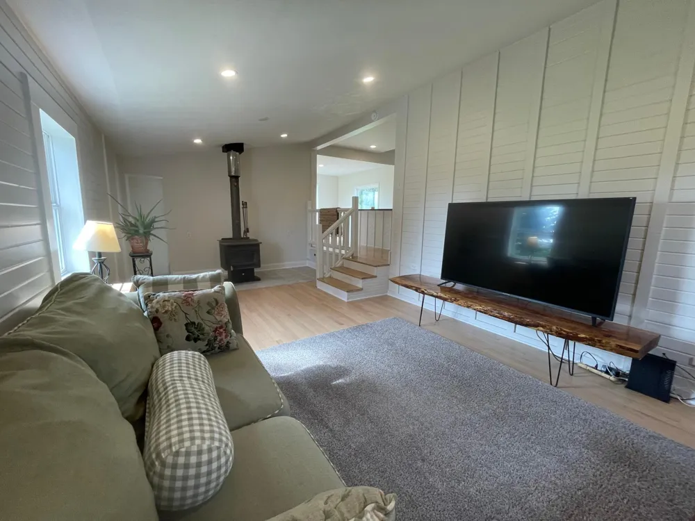 21892 740th Avenue Grand Meadow, MN 55936