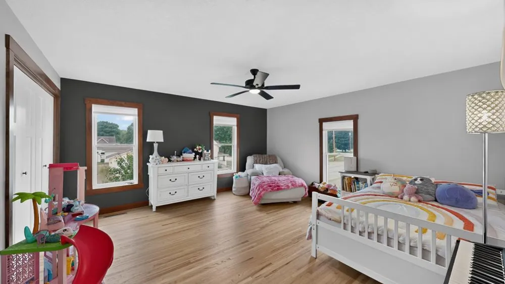 809 S Prairie Street Lake City, MN 55041