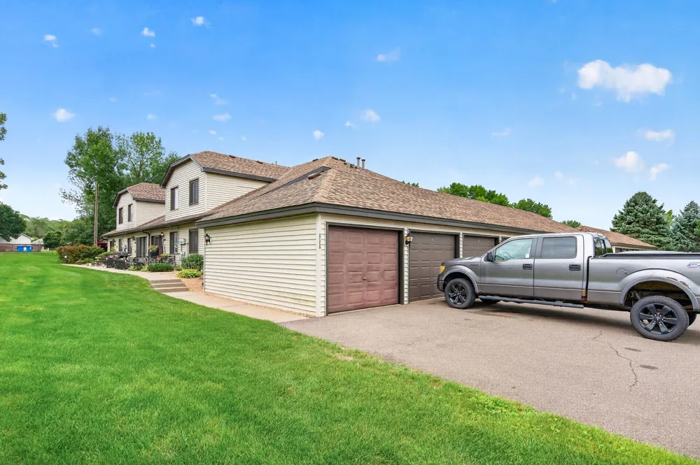 548 Auburn Place NW #A Elk River, MN 55330