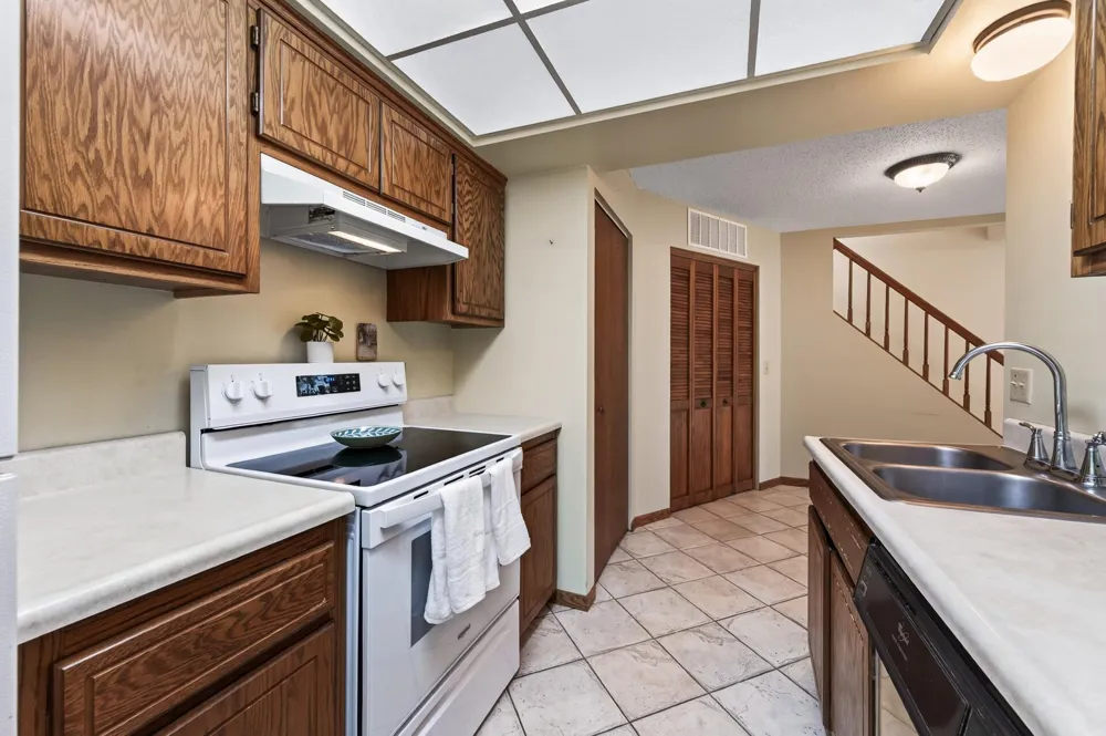548 Auburn Place NW #A Elk River, MN 55330