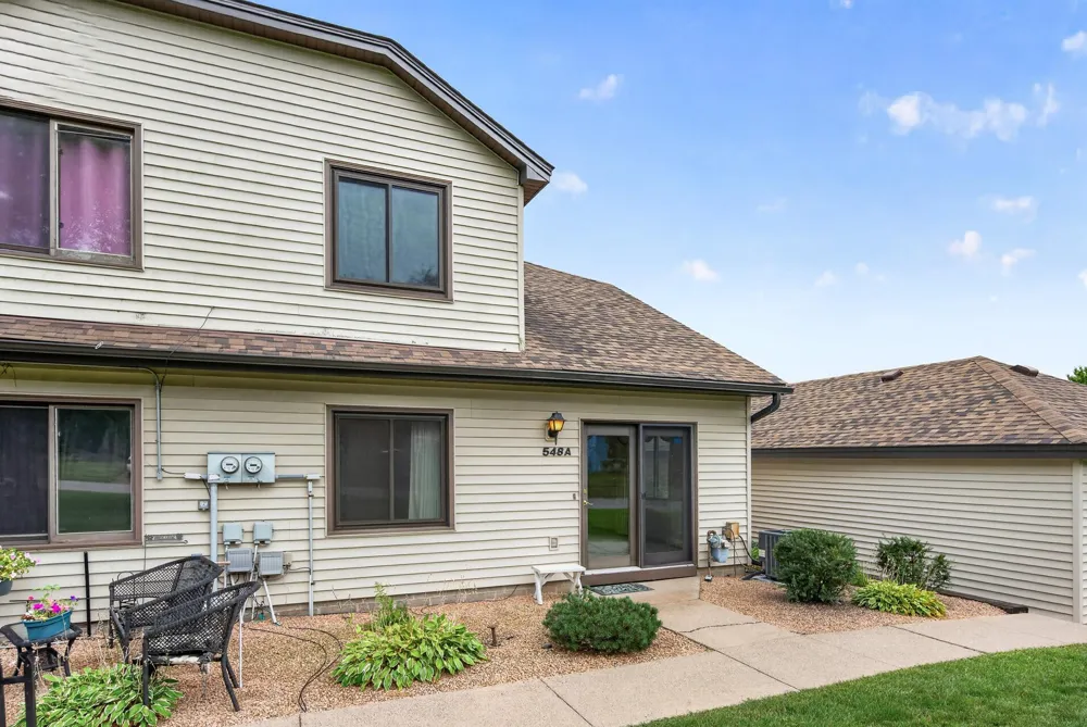 548 Auburn Place NW #A Elk River, MN 55330