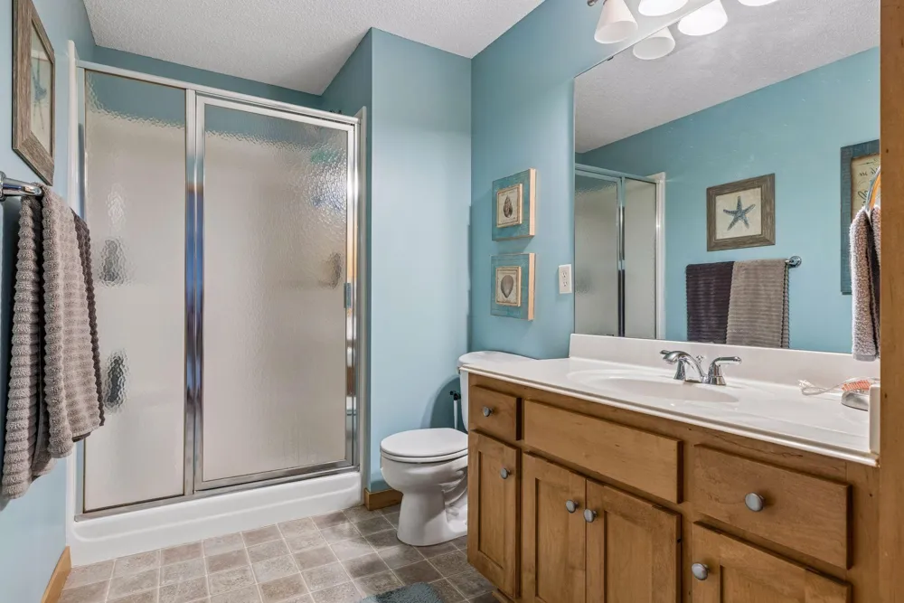 1354 Holly Avenue Oakdale, MN 55128