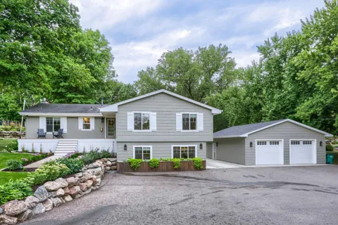 8605 Maple Grove Parkway