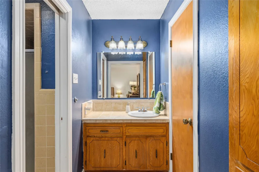 1709 Broadmoor Drive Brownwood, TX 76801