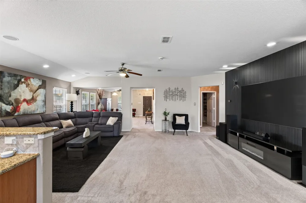 2151 Van Zandt Drive Grand Prairie, TX 75052