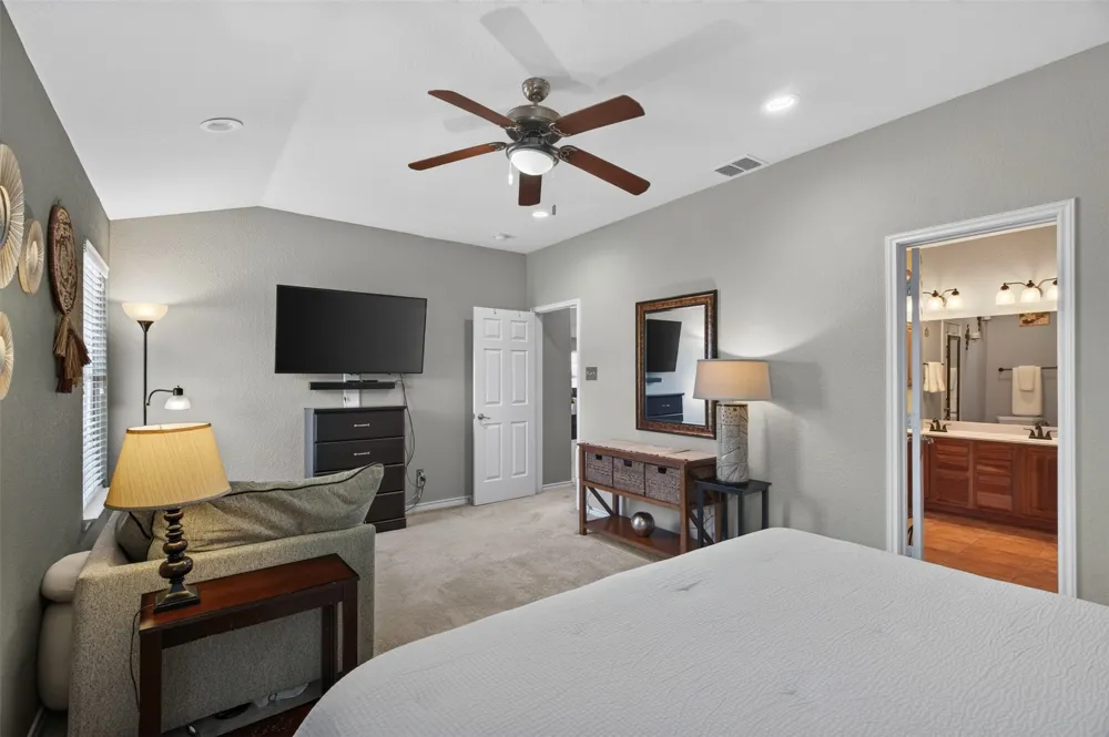 2151 Van Zandt Drive Grand Prairie, TX 75052