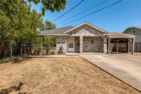 2932 Cypress Avenue