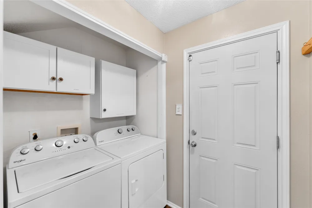 2012 Chattanooga Drive Bedford, TX 76022